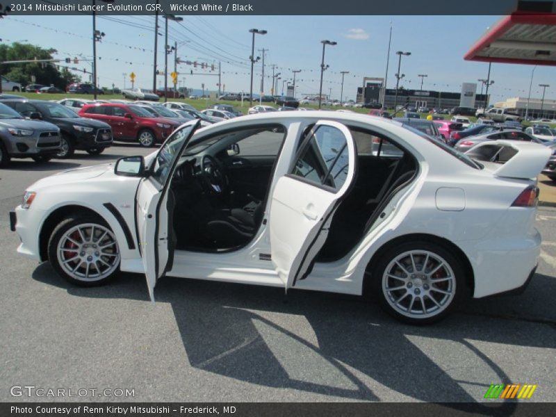 Wicked White / Black 2014 Mitsubishi Lancer Evolution GSR