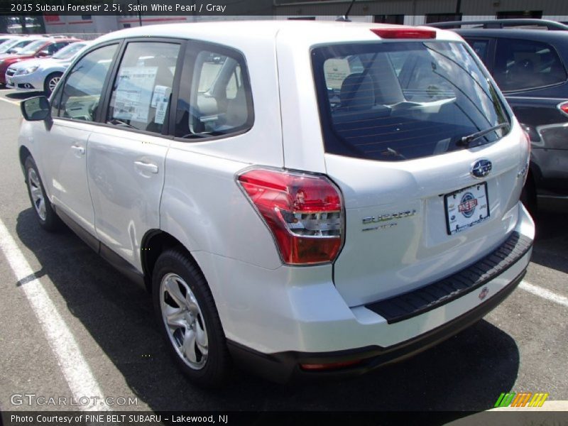 Satin White Pearl / Gray 2015 Subaru Forester 2.5i