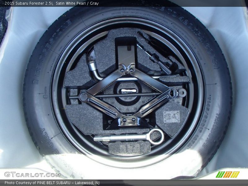 Satin White Pearl / Gray 2015 Subaru Forester 2.5i