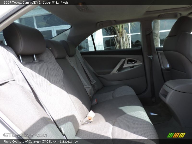Super White / Ash 2007 Toyota Camry SE V6
