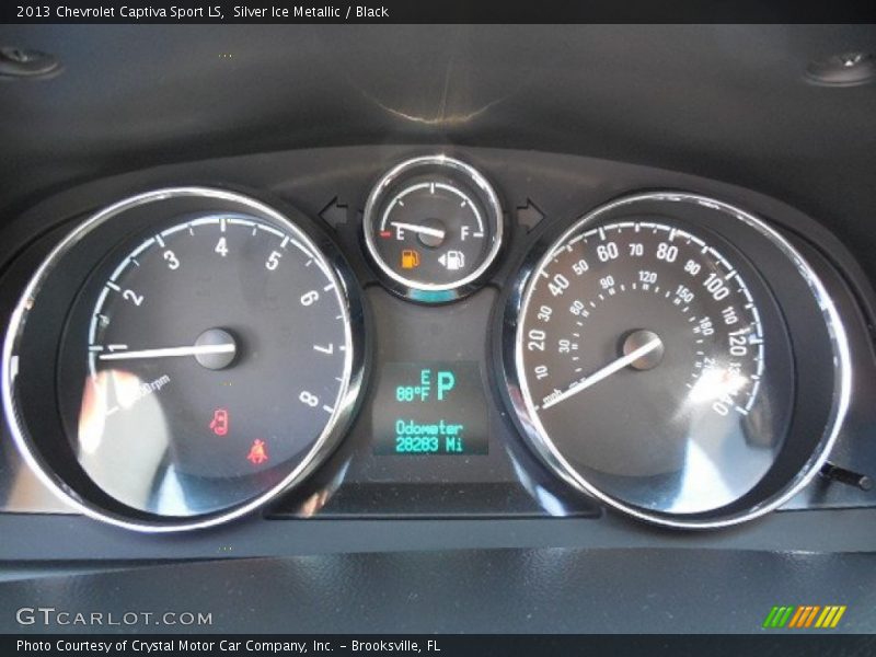 Silver Ice Metallic / Black 2013 Chevrolet Captiva Sport LS