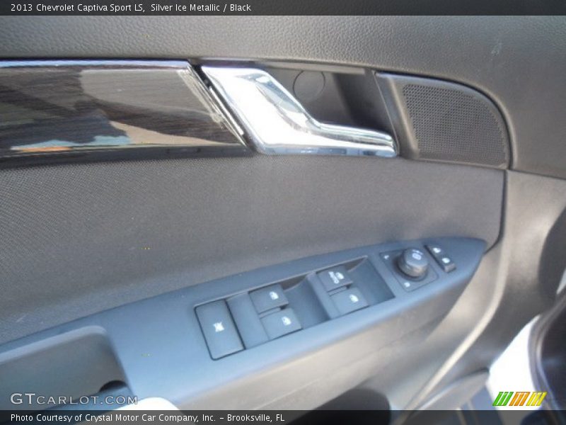 Silver Ice Metallic / Black 2013 Chevrolet Captiva Sport LS