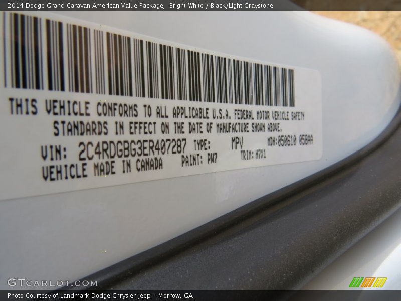Bright White / Black/Light Graystone 2014 Dodge Grand Caravan American Value Package
