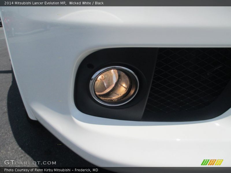 Wicked White / Black 2014 Mitsubishi Lancer Evolution MR