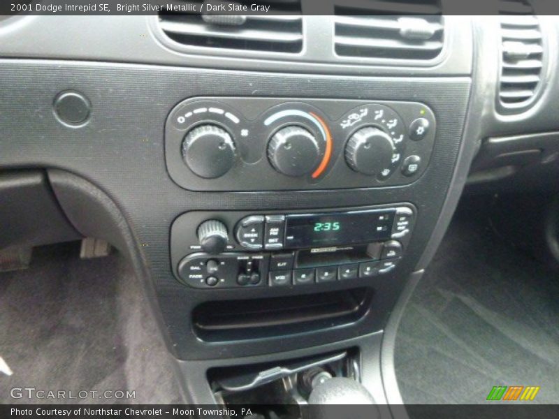 Bright Silver Metallic / Dark Slate Gray 2001 Dodge Intrepid SE
