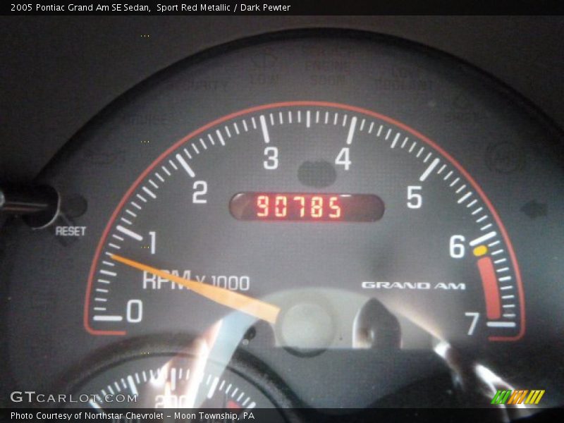 Sport Red Metallic / Dark Pewter 2005 Pontiac Grand Am SE Sedan