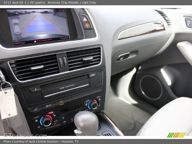 Monsoon Gray Metallic / Light Gray 2012 Audi Q5 3.2 FSI quattro