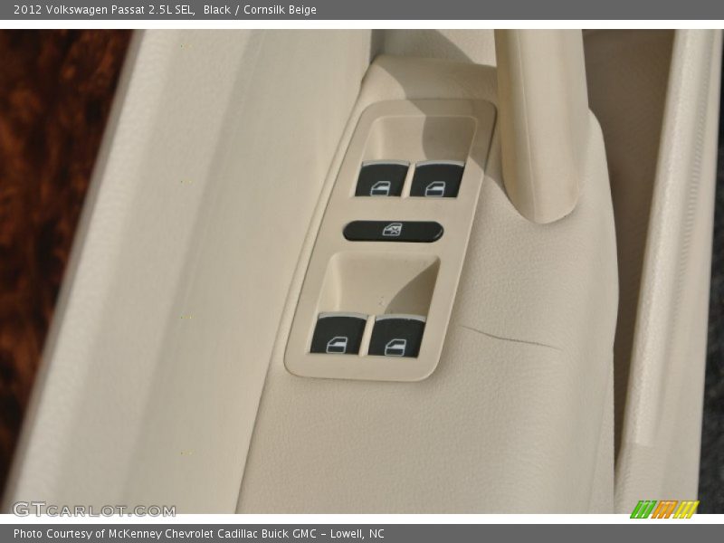 Black / Cornsilk Beige 2012 Volkswagen Passat 2.5L SEL