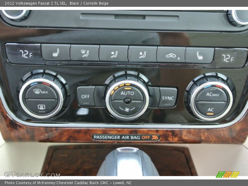 Controls of 2012 Passat 2.5L SEL