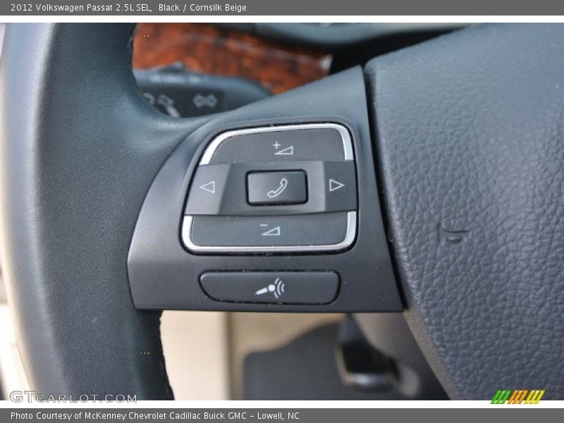 Controls of 2012 Passat 2.5L SEL