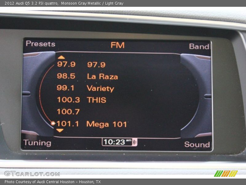 Monsoon Gray Metallic / Light Gray 2012 Audi Q5 3.2 FSI quattro