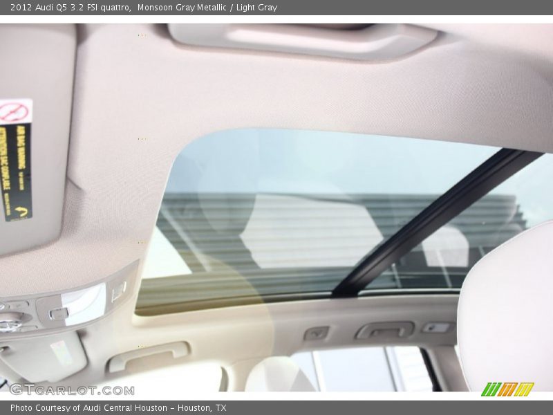 Monsoon Gray Metallic / Light Gray 2012 Audi Q5 3.2 FSI quattro