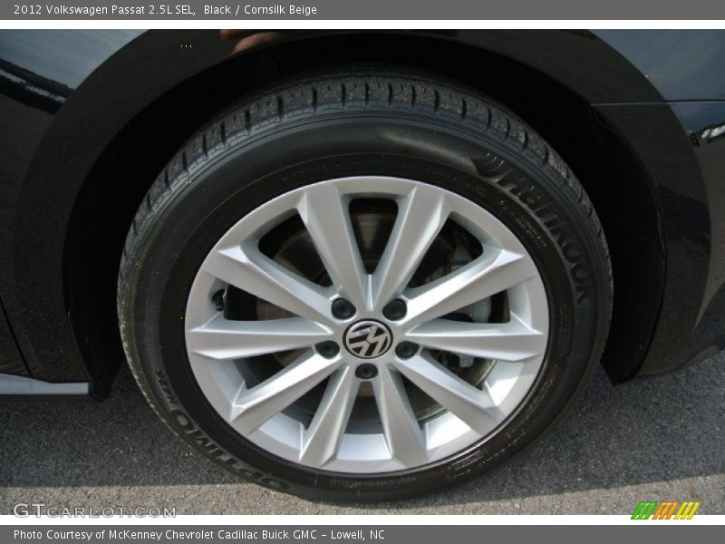  2012 Passat 2.5L SEL Wheel