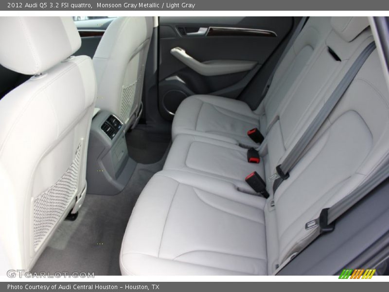 Monsoon Gray Metallic / Light Gray 2012 Audi Q5 3.2 FSI quattro