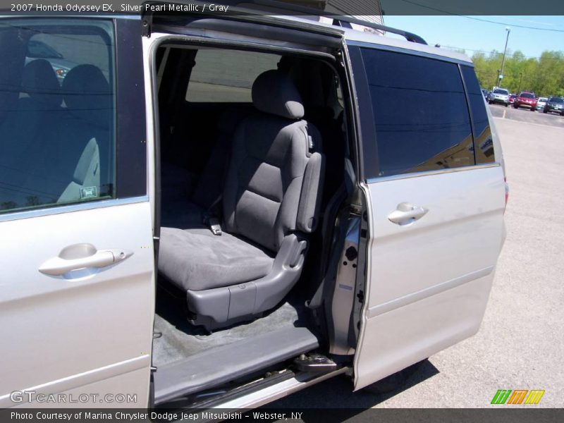 Silver Pearl Metallic / Gray 2007 Honda Odyssey EX