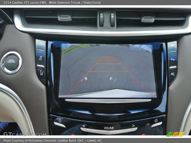 White Diamond Tricoat / Shale/Cocoa 2014 Cadillac XTS Luxury FWD