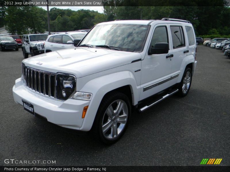 Bright White / Dark Slate Gray 2012 Jeep Liberty Jet 4x4