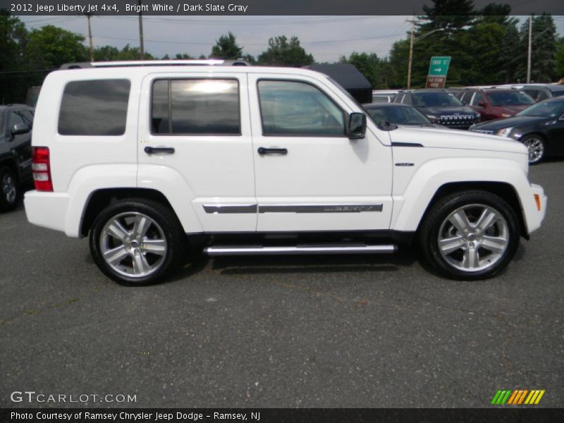 Bright White / Dark Slate Gray 2012 Jeep Liberty Jet 4x4