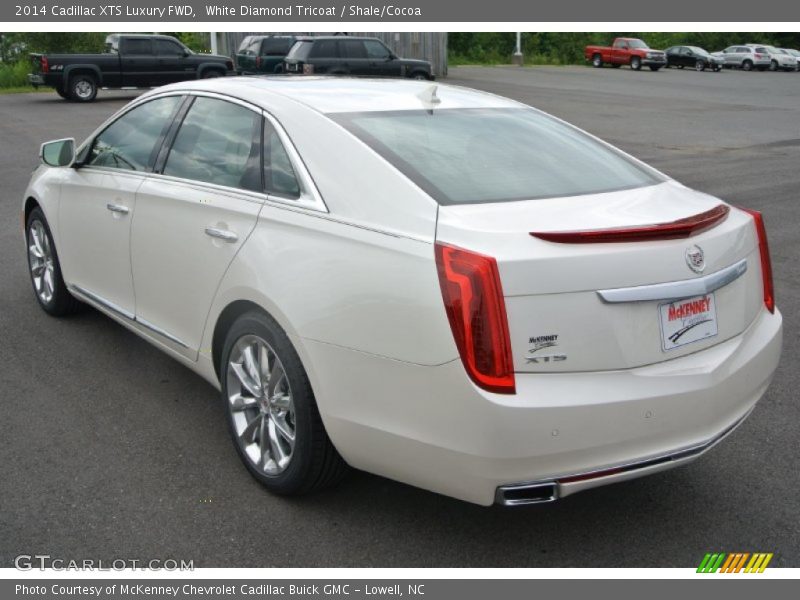 White Diamond Tricoat / Shale/Cocoa 2014 Cadillac XTS Luxury FWD