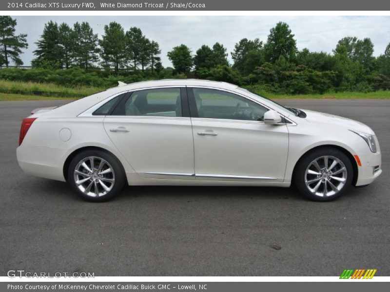  2014 XTS Luxury FWD White Diamond Tricoat