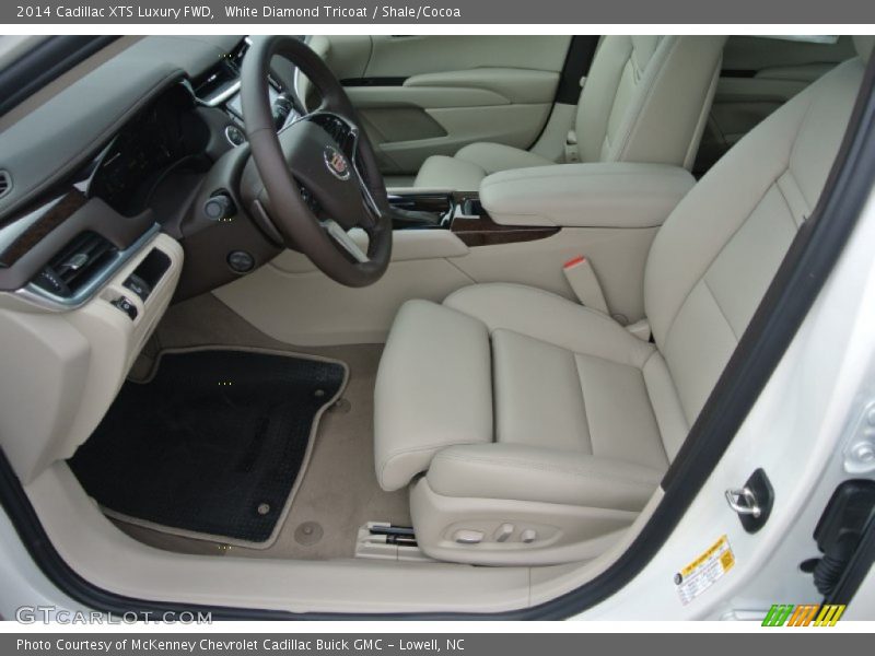 White Diamond Tricoat / Shale/Cocoa 2014 Cadillac XTS Luxury FWD