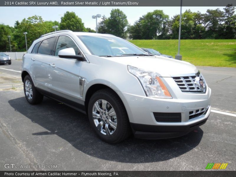 Radiant Silver Metallic / Light Titanium/Ebony 2014 Cadillac SRX Luxury AWD