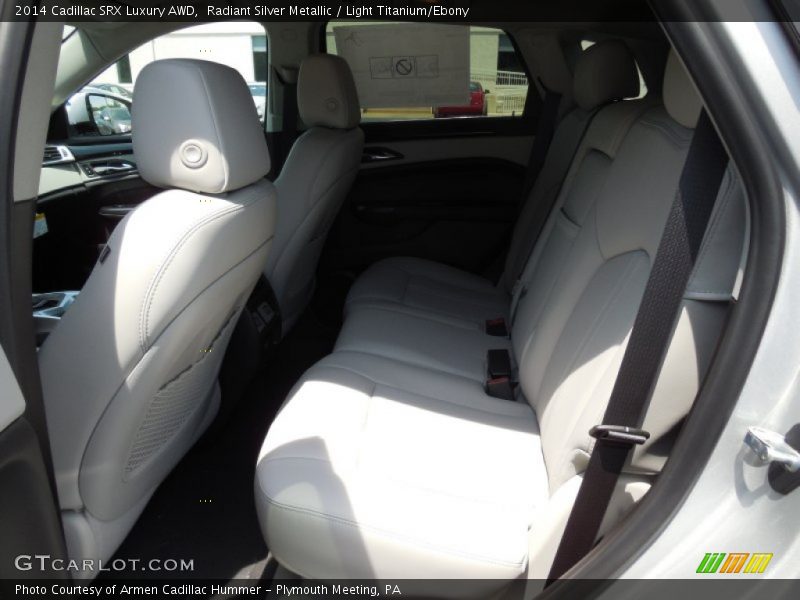 Radiant Silver Metallic / Light Titanium/Ebony 2014 Cadillac SRX Luxury AWD