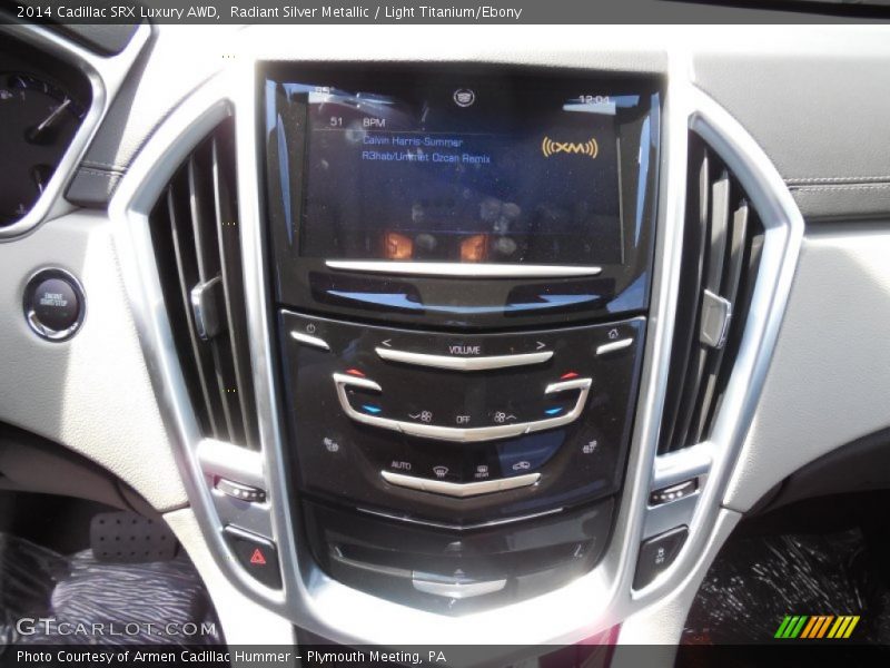 Radiant Silver Metallic / Light Titanium/Ebony 2014 Cadillac SRX Luxury AWD