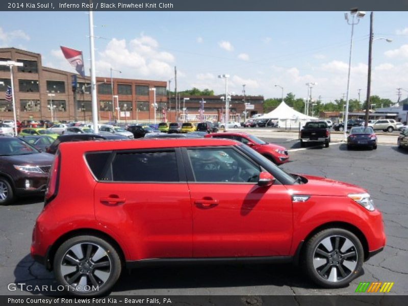 Inferno Red / Black Pinwheel Knit Cloth 2014 Kia Soul !