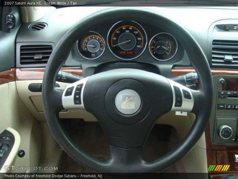 Cream White / Tan 2007 Saturn Aura XE