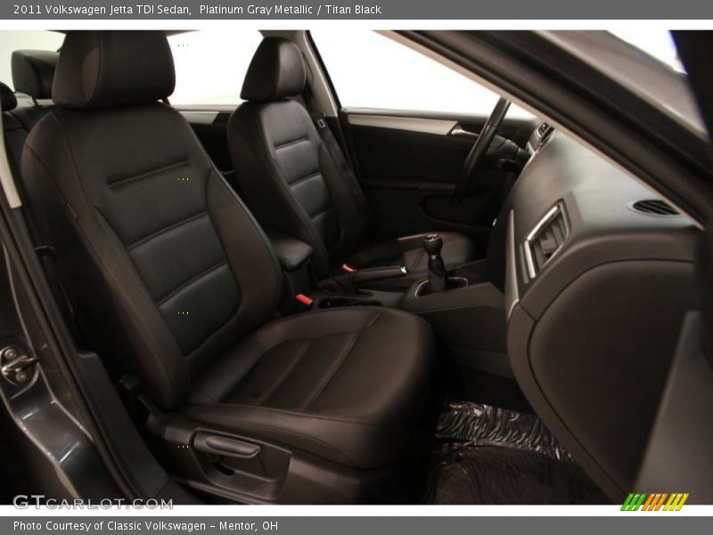 Platinum Gray Metallic / Titan Black 2011 Volkswagen Jetta TDI Sedan