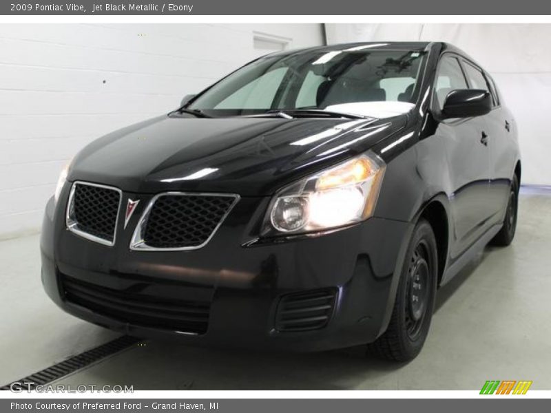 Jet Black Metallic / Ebony 2009 Pontiac Vibe