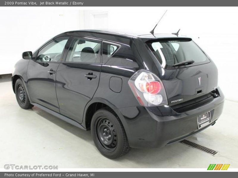 Jet Black Metallic / Ebony 2009 Pontiac Vibe