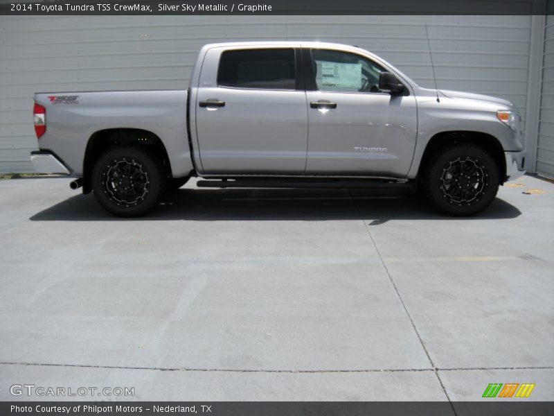 Silver Sky Metallic / Graphite 2014 Toyota Tundra TSS CrewMax