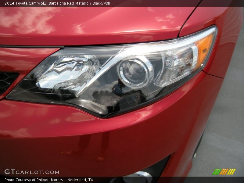 Barcelona Red Metallic / Black/Ash 2014 Toyota Camry SE