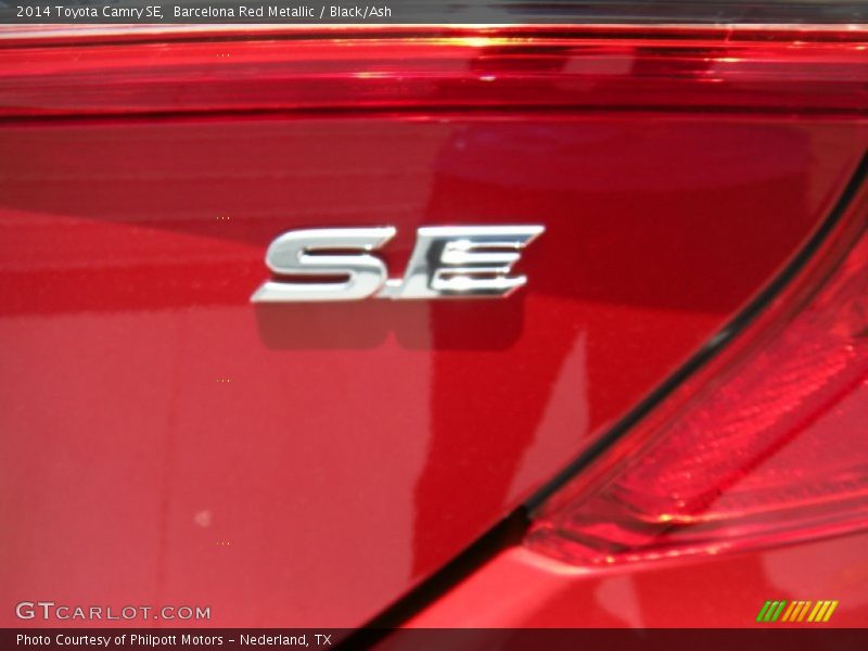 Barcelona Red Metallic / Black/Ash 2014 Toyota Camry SE