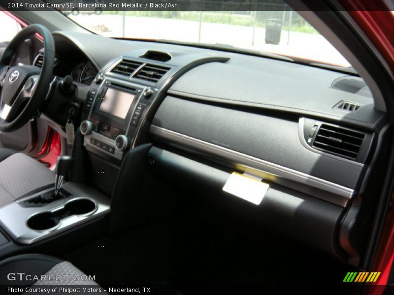 Barcelona Red Metallic / Black/Ash 2014 Toyota Camry SE