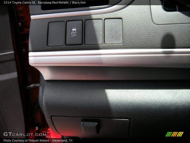 Barcelona Red Metallic / Black/Ash 2014 Toyota Camry SE
