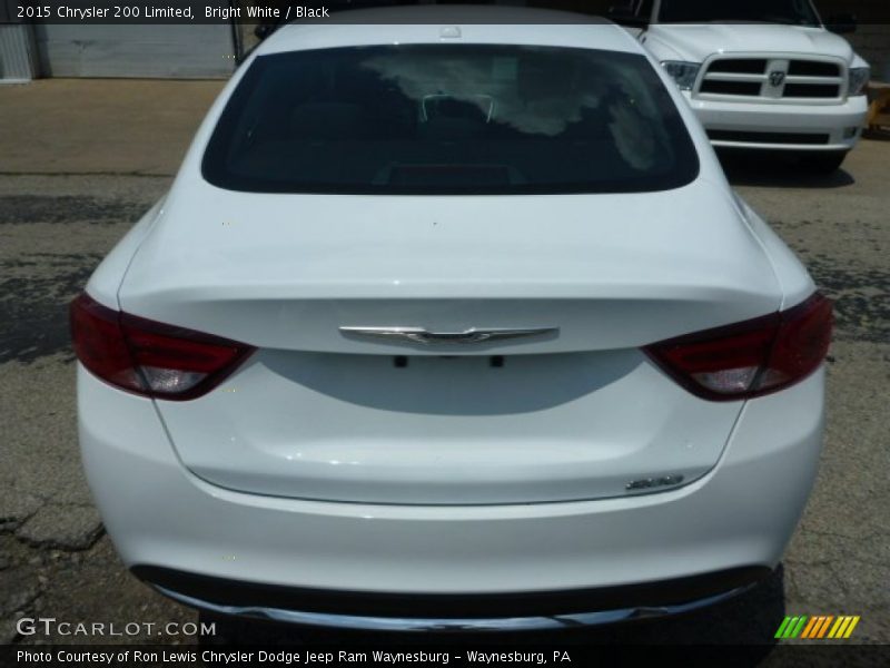 Bright White / Black 2015 Chrysler 200 Limited