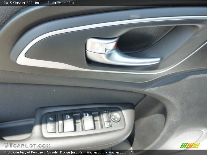 Bright White / Black 2015 Chrysler 200 Limited