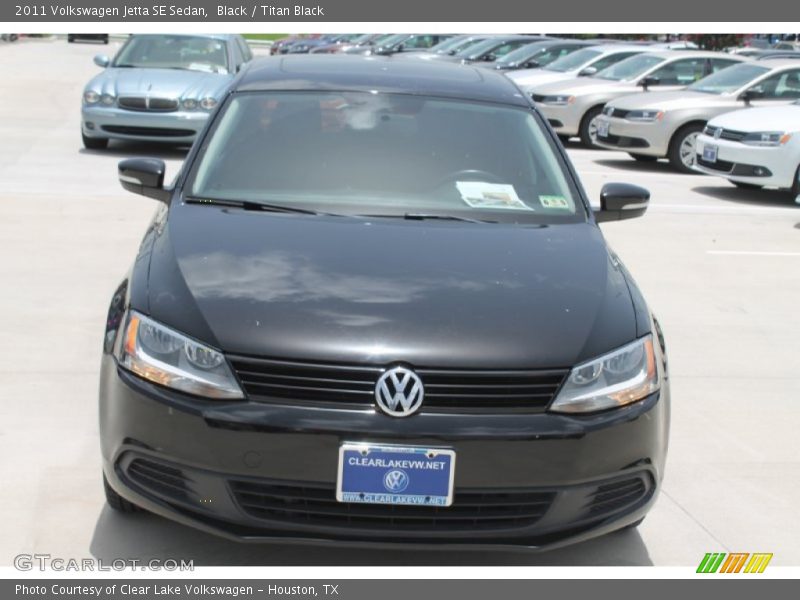 Black / Titan Black 2011 Volkswagen Jetta SE Sedan