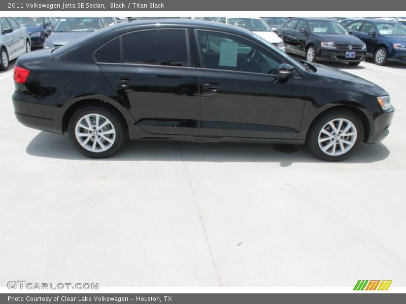 Black / Titan Black 2011 Volkswagen Jetta SE Sedan