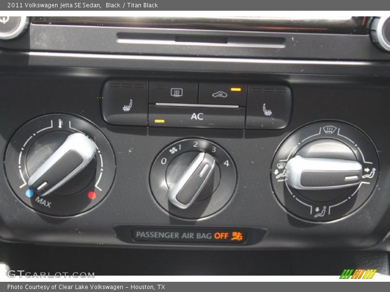 Black / Titan Black 2011 Volkswagen Jetta SE Sedan