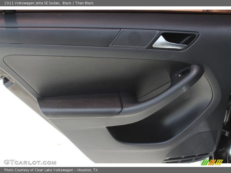 Black / Titan Black 2011 Volkswagen Jetta SE Sedan