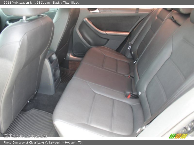 Black / Titan Black 2011 Volkswagen Jetta SE Sedan