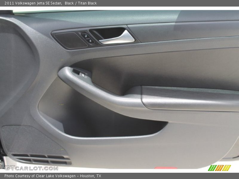 Black / Titan Black 2011 Volkswagen Jetta SE Sedan