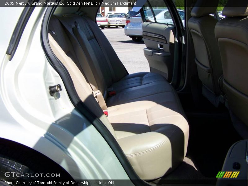 Gold Ash Metallic / Medium Parchment 2005 Mercury Grand Marquis LS