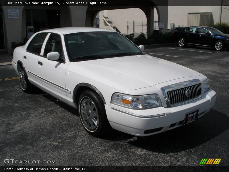 Vibrant White / Light Camel 2006 Mercury Grand Marquis GS