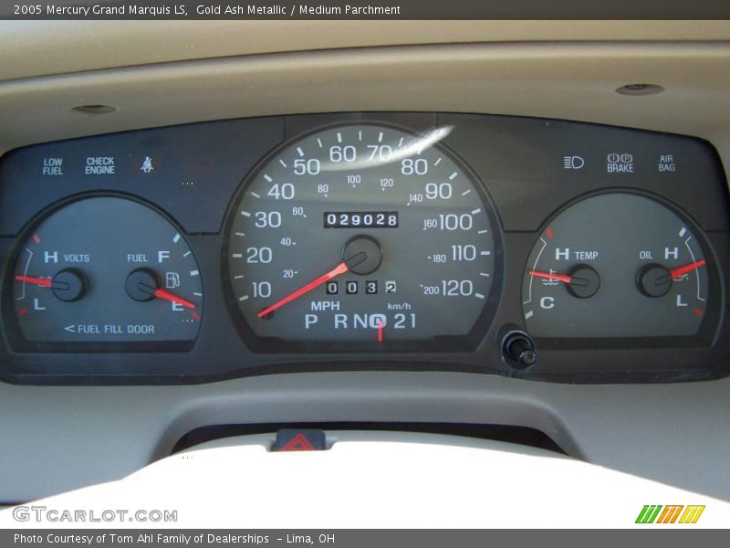 Gold Ash Metallic / Medium Parchment 2005 Mercury Grand Marquis LS