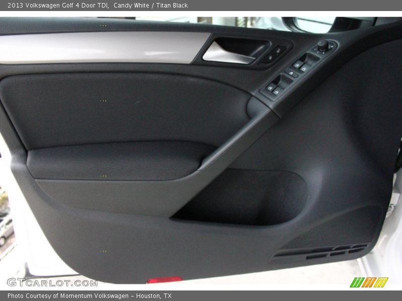Candy White / Titan Black 2013 Volkswagen Golf 4 Door TDI